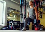 Tips for Doing Dumbbell Lunges. (Image via Freepik)